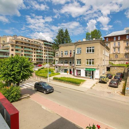 Krynica Apartamenty 100M Duzy Apartament, Salon + 3 Sypialnie Przy Deptaku Exterior photo
